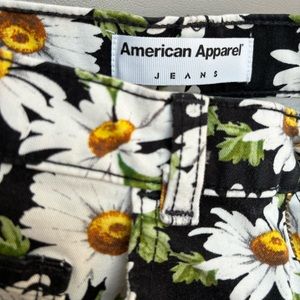 American Apparel Daisy high rise shorts